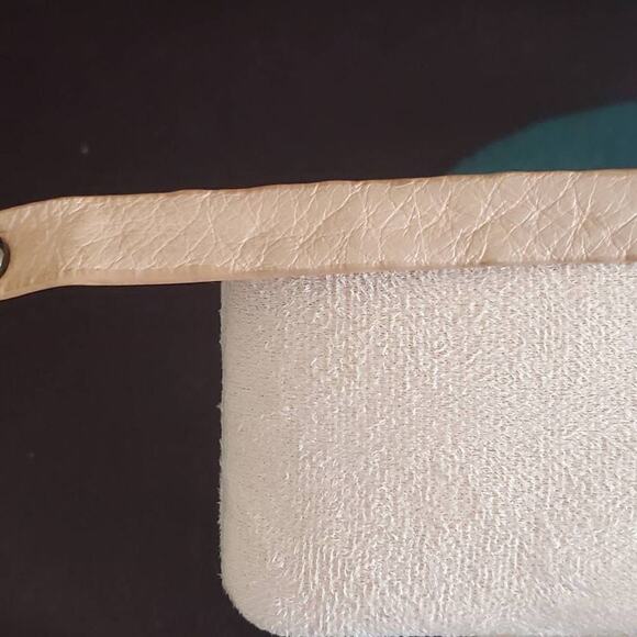 Stella & Dot Wrap Bracelet - Picture 5 of 6